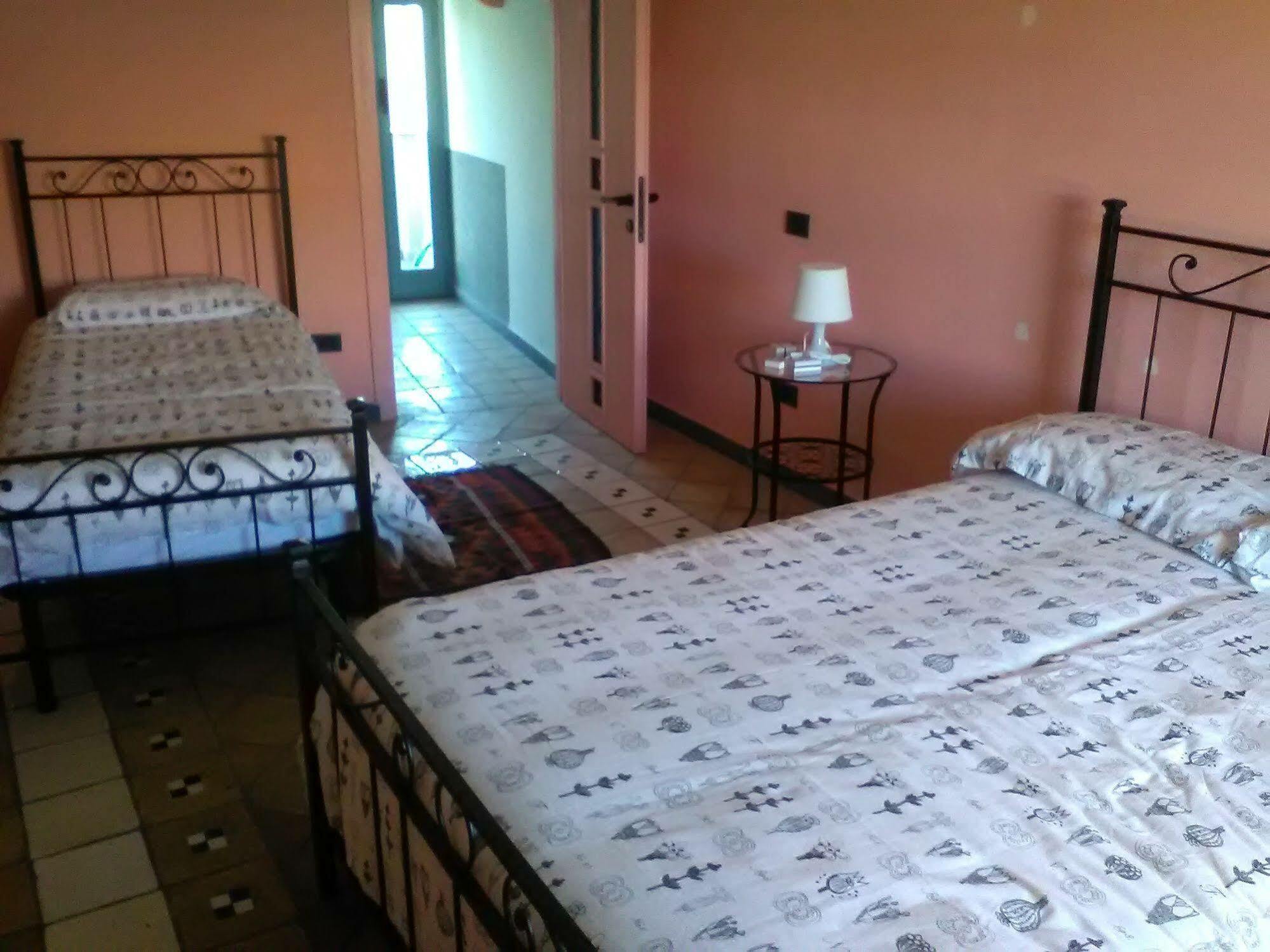 Marieta Rooms Сарцана Екстер'єр фото